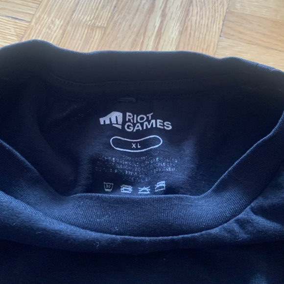 League of Legends BMO Graphic Tee - Picture 3 of 3